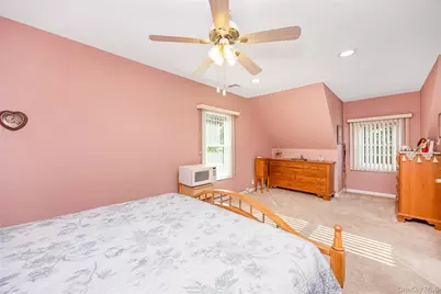 8 N 5th Street, Holbrook, NY 11741 - Photo 21