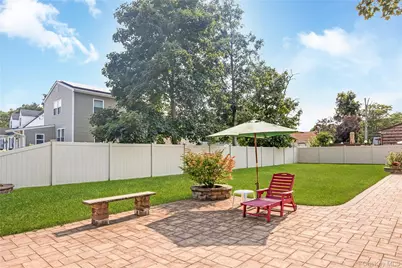 8 N 5th Street, Holbrook, NY 11741 - Photo 27