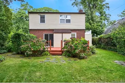 48 Maple Drive, New Hyde Park, NY 11040 - Photo 21