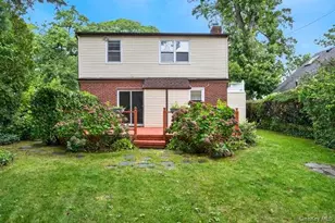 48 Maple Dr, New Hyde Park, NY 11040 - Photo 21