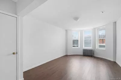10407 94 Avenue, Ozone Park, NY 11416 - Photo 11