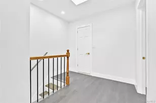 113-22 204th St, Saint Albans, NY 11412 - Photo 21