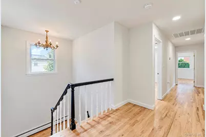 12 Arleigh Road, Great Neck, NY 11021 - Photo 19