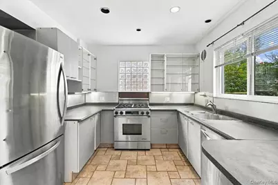 973 N 3rd Street, New Hyde Park, NY 11040 - Photo 11