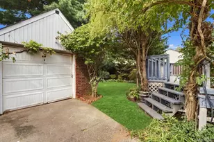 973 N 3rd St, New Hyde Park, NY 11040 - Photo 39