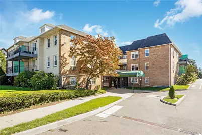 570 Broadway #B11, Lynbrook, NY 11563 - Photo 1