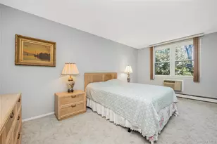 570 Broadway, Lynbrook, NY 11563 - Photo 13