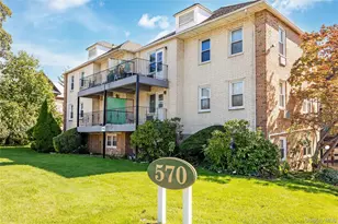 570 Broadway, Lynbrook, NY 11563 - Photo 3