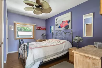 1647 Straight Path, Lindenhurst, NY 11757 - Photo 17