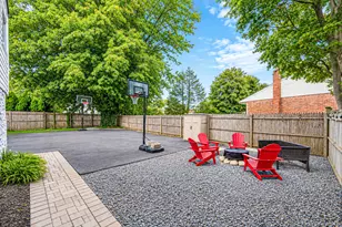 17 Marlowe Pl, Greenlawn, NY 11740 - Photo 27