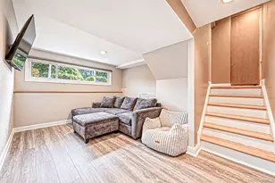 17 Marlowe Pl, Greenlawn, NY 11740 - Photo 21