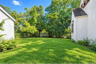54-29 253rd Street, Little Neck, NY 11362 - Photo 9