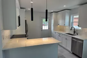 2216 Brooklyn Ave, Merrick, NY 11566 - Photo 3