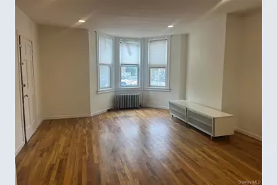 99-22 34th Ave, Corona, NY 11368 - Photo 5