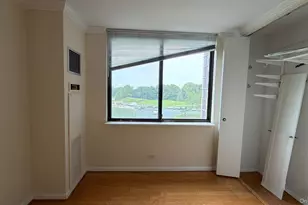 269-10 Grand Central Pkwy, Floral Park, NY 11005 - Photo 7