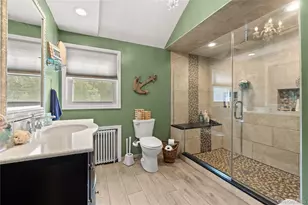 38 Muncey Rd, Bay Shore, NY 11706 - Photo 13