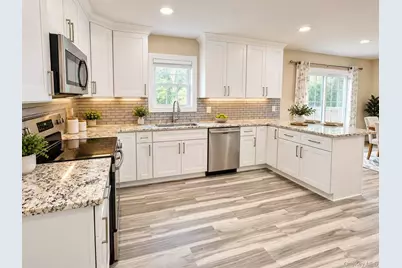 5 Saint James, Centereach, NY 11720 - Photo 5
