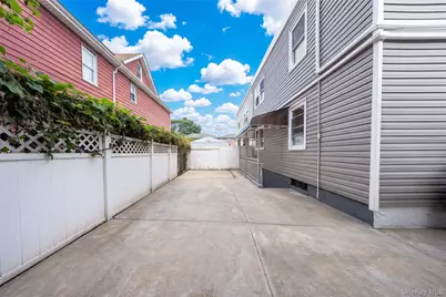 15417 108th Avenue, Jamaica, NY 11433 - Photo 39