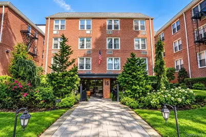 16 Main Street #1Q, East Rockaway, NY 11518 - Photo 1