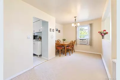 33 Claridge Avenue, Elmont, NY 11003 - Photo 9
