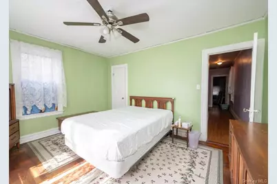 9021 81st Road, Glendale, NY 11385 - Photo 15