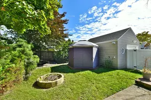 413 Stewart Ave, North Bellmore, NY 11710 - Photo 23