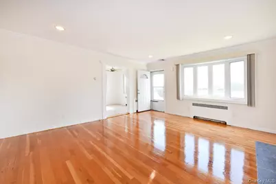 413 Stewart Avenue, North Bellmore, NY 11710 - Photo 7