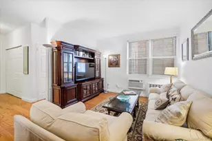 55 Lenox Rd, Rockville Centre, NY 11570 - Photo 5