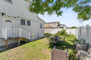 101-19 159th Ave, Howard Beach, NY 11414 - Photo 25