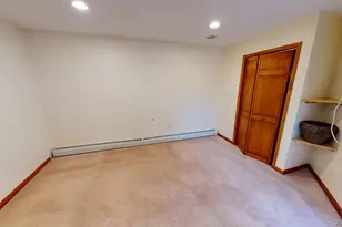 67-08 Exeter St, Forest Hills, NY 11375 - Photo 23