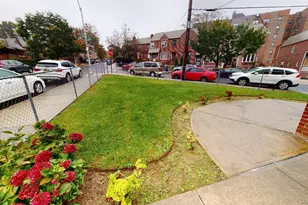 67-08 Exeter St, Forest Hills, NY 11375 - Photo 37