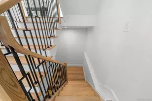 99 Slate Ln, Levittown, NY 11756 - Photo 37