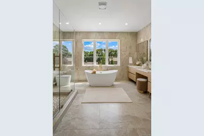 97 North Court, Roslyn Heights, NY 11577 - Photo 17
