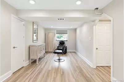 4 Bud Court, East Setauket, NY 11733 - Photo 35