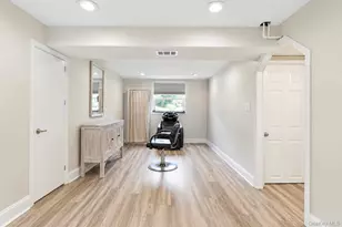 4 Bud Ct, East Setauket, NY 11733 - Photo 35