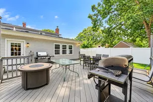 4 Bud Ct, East Setauket, NY 11733 - Photo 13