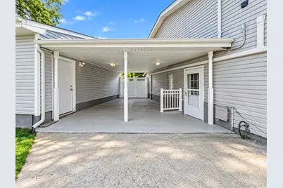 4 Bud Court, East Setauket, NY 11733 - Photo 5