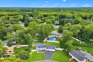 4 Bud Ct, East Setauket, NY 11733 - Photo 3