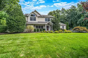 239 Radio Ave, Miller Place, NY 11764 - Photo 3