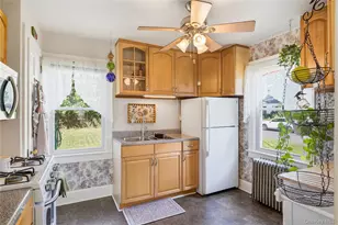 25 Hayes St, Kingston, NY 12401 - Photo 9