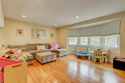 5703 Cloverdale Boulevard, Oakland Gardens, NY 11364 - Photo 7