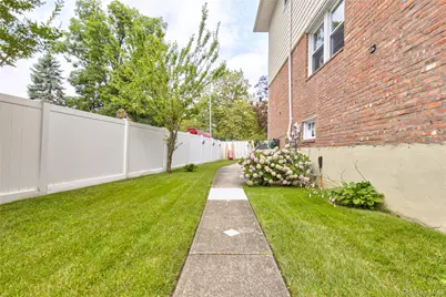 5703 Cloverdale Boulevard, Oakland Gardens, NY 11364 - Photo 17
