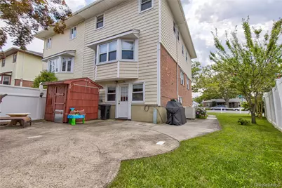 5703 Cloverdale Boulevard, Oakland Gardens, NY 11364 - Photo 15