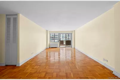 17-85 215th Street #2H, Bayside, NY 11360 - Photo 9