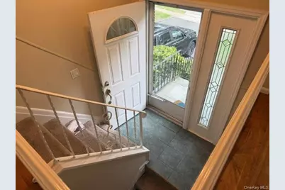 22 Cedar Street, Syosset, NY 11791 - Photo 11