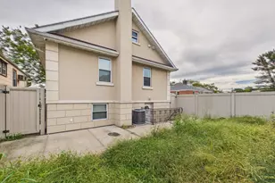 3147 Waterbury Ave, Bronx, NY 10465 - Photo 15