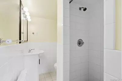 100 Highland Avenue, Eastchester, NY 10709 - Photo 9