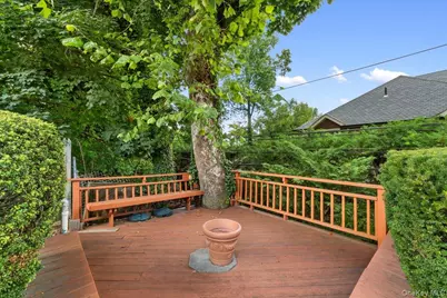 15 Hillcrest Drive, Great Neck, NY 11021 - Photo 45