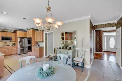 6 Patricks Way, Saint James, NY 11780 - Photo 11