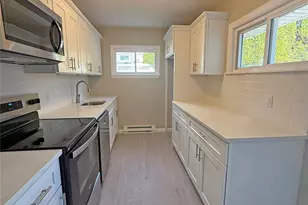102 Mountaindale Rd, Yonkers, NY 10710 - Photo 5